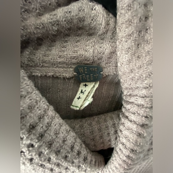 We The Free | Sweater | Size M | Taupe Color - Picture 3 of 4